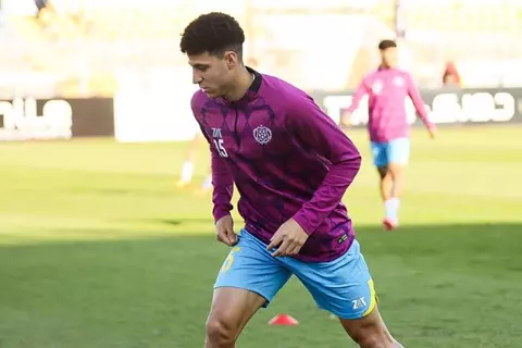 الإسماعيلي يعلن تمديد عقدي نادر فرج وعبد الكريم مصطفى لخمس سنوات مقبلة